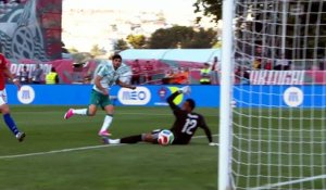 Les deux buts portugais face au Chili - Foot - Amical