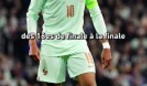 Le nombre colossal de maillots emmenés par les Bleus pour la Coupe du monde - Foot - Coupe du monde