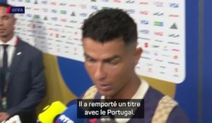 Portugal - Ronaldo rend hommage à Martinez après l'élimination