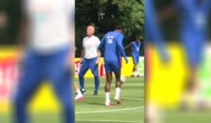 Bleus - Mbappé et Tchouaméni se sont entraînés normalement