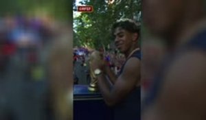 Espagne - “King” Yamal prend soin du trophée
