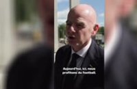 "Pas aujourd’hui, pas ici" : Infantino ignore les questions sur son avenir