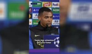 Manchester City - Akanji : "J'espère garder mes titres"