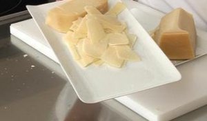 Réaliser des copeaux de parmesan | Technique de chef