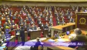 F.Fillon répond à L.Fabius sur les droits du parlement