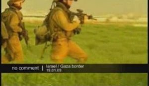 Soldats à la frontière entre Israël et Gaza