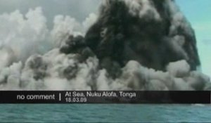 Explosion d'un volcan sous-marin