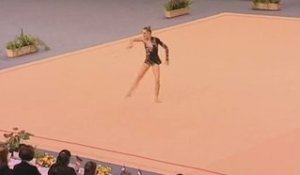 Gymnastique Rythmique: Delphine Ledoux troisième