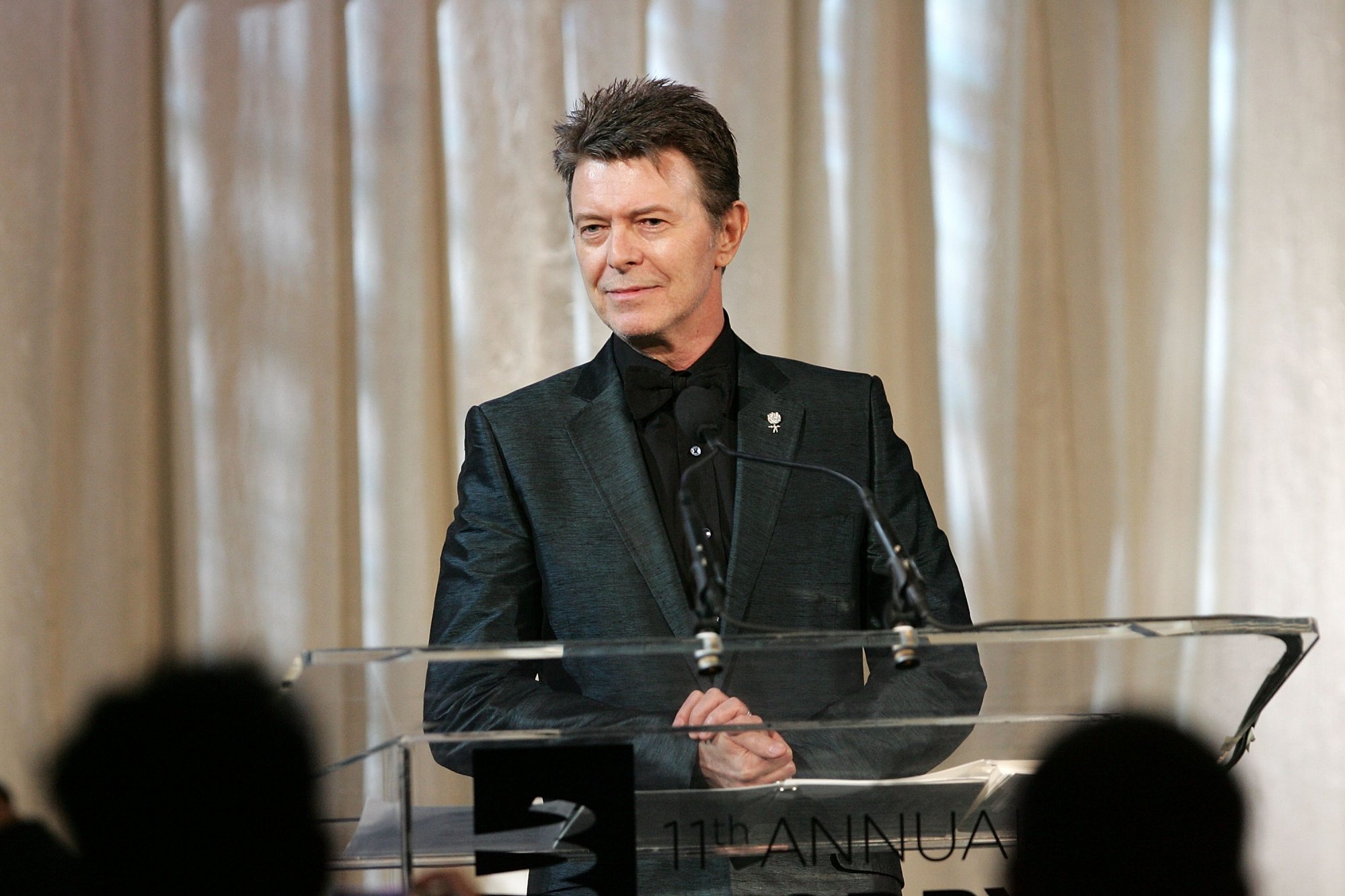 David Bowie acceptant son Webby Lifetime Achievement award aux 11ème Webby Awards à New York, le 5 juin 2007.