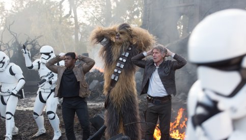 Box-office : Star Wars 7 toujours loin devant