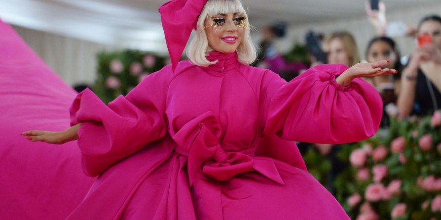 Lady Gaga lors de son arrivée à la 71ème édition du MET Gala sur le thème 