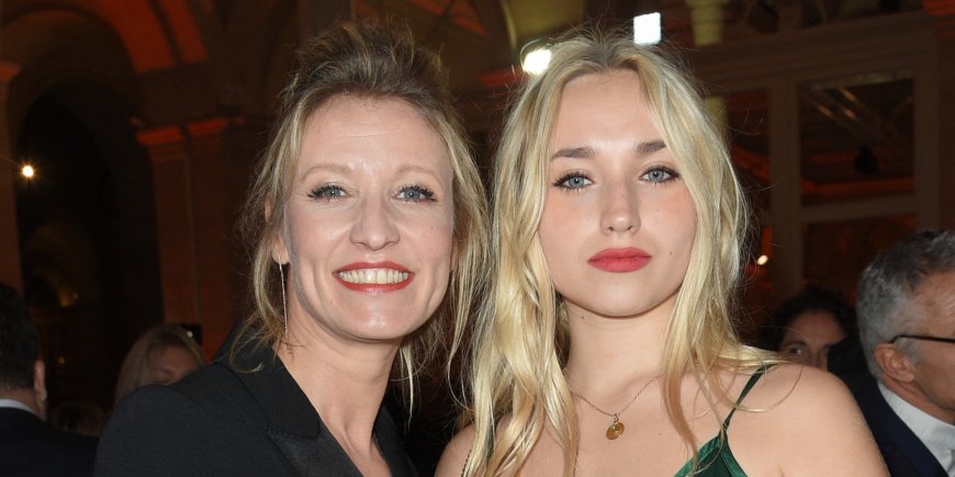 Alexandra Lamy et sa fille Chloé Jouannet lors de la 26ème édition des Trophées du Film Français 2018 au Palais Brongniart. Paris, le 5 février 2019. 