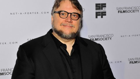 Guillermo Del Toro recrute les scénaristes de Ninjago pour son film d'horreur