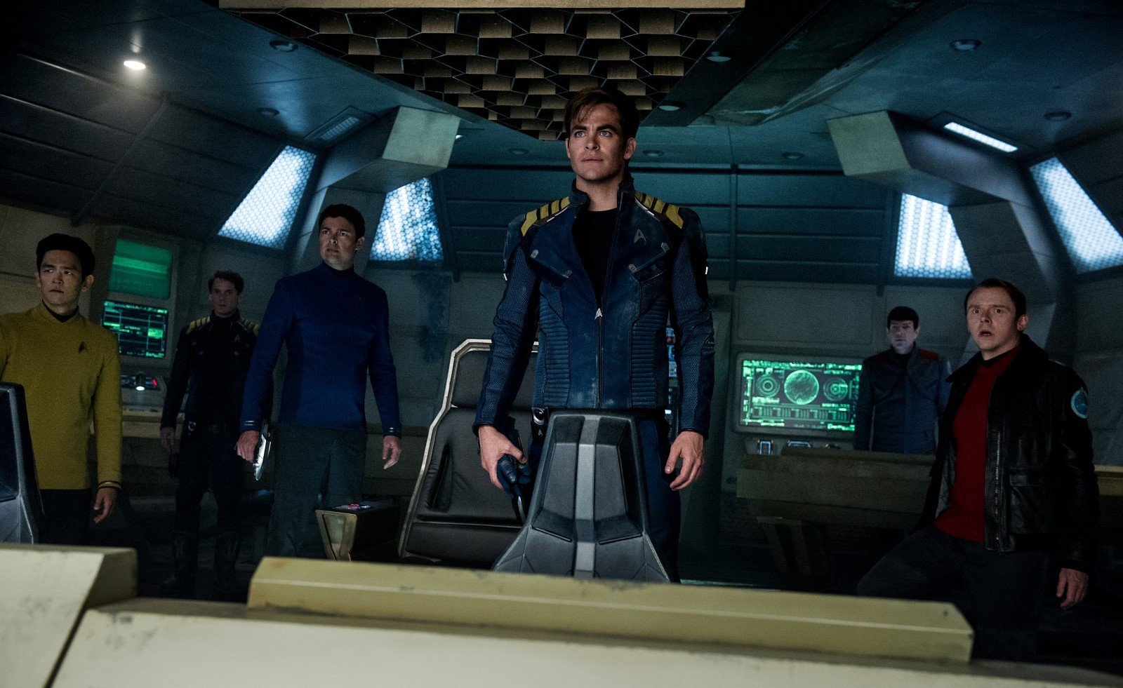 Anton Yelchin, Chris Pine, John Cho, Karl Urban et Simon Pegg dans 