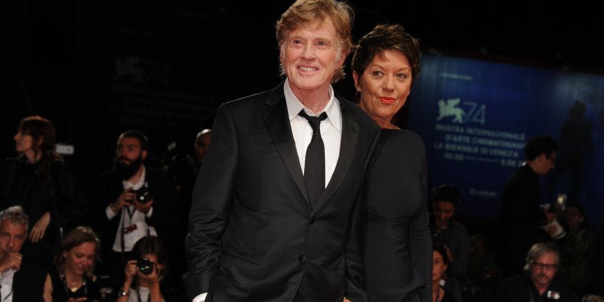Robert Redford et sa femme Sibylle Szaggars lors du 74e Festival International du Film de Venise, le 1er septembre 2017.