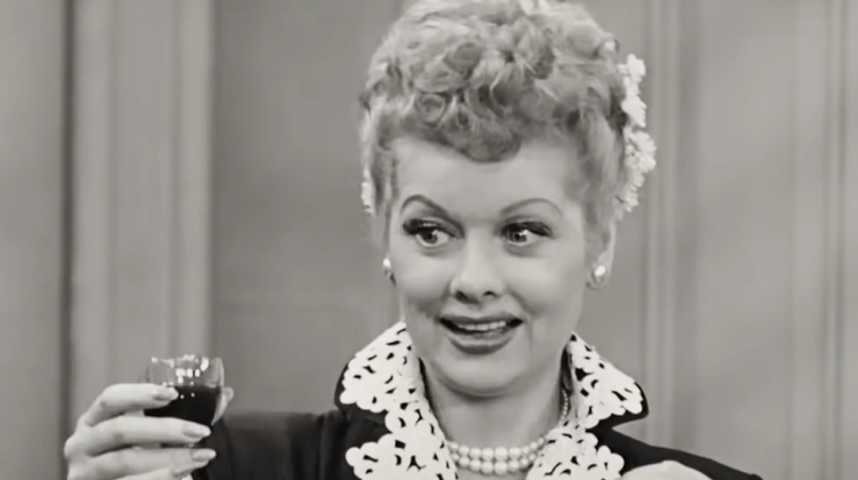 Lucy and Desi - Bande annonce 1 - VO - (2022)
