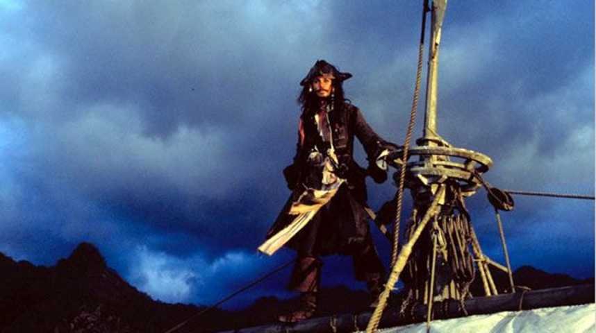 Pirates des Caraïbes : la Malédiction du Black Pearl - Extrait 19 - VO - (2003)