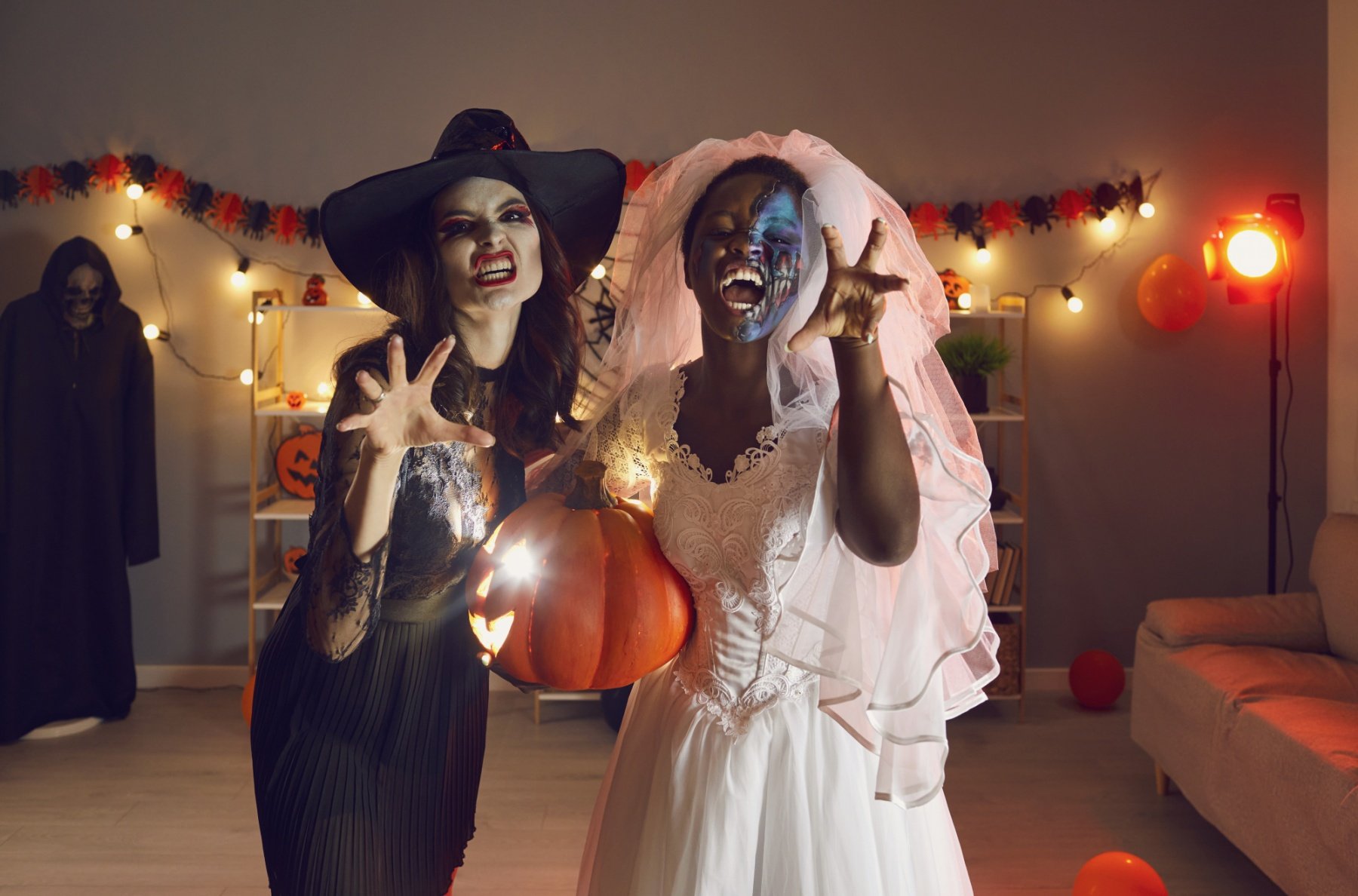 Comment Shabiller Pour Halloween Quand On A Pas De Deguisement Comment s'habiller pour fêter Halloween sans avoir l'air déguisé ?