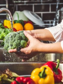 Nettoyer les légumes avec du vinaigre: bonne ou mauvaise idée ?