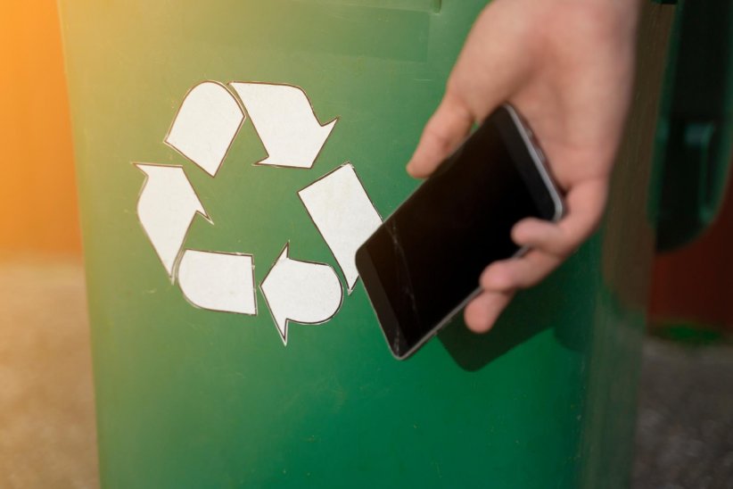 80% d'un téléphone peut être recyclé à l'instar du plastique qu'il contient, mais aussi du verre et des minéraux !