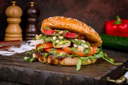 Italian burger garnish