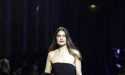 Catherine Deneuve, Carla Bruni... Défilé de stars à la Fashion Week pour Ami