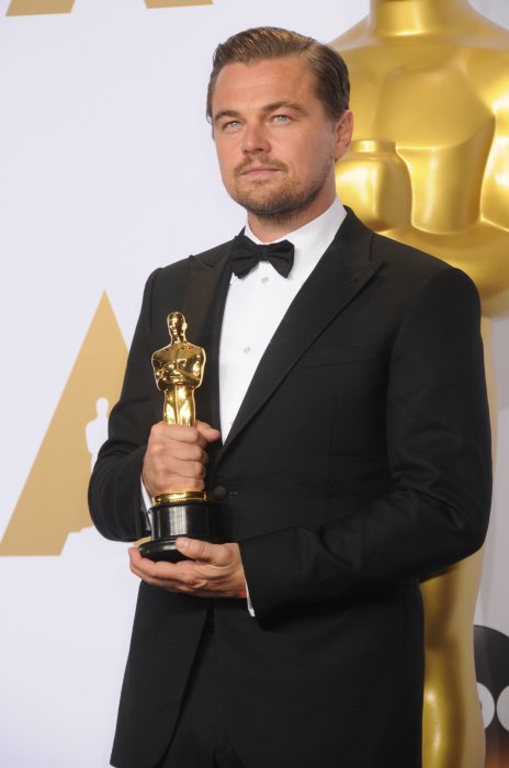 Leonardo DiCaprio pourrait décrocher l'Oscar du meilleur célibataire