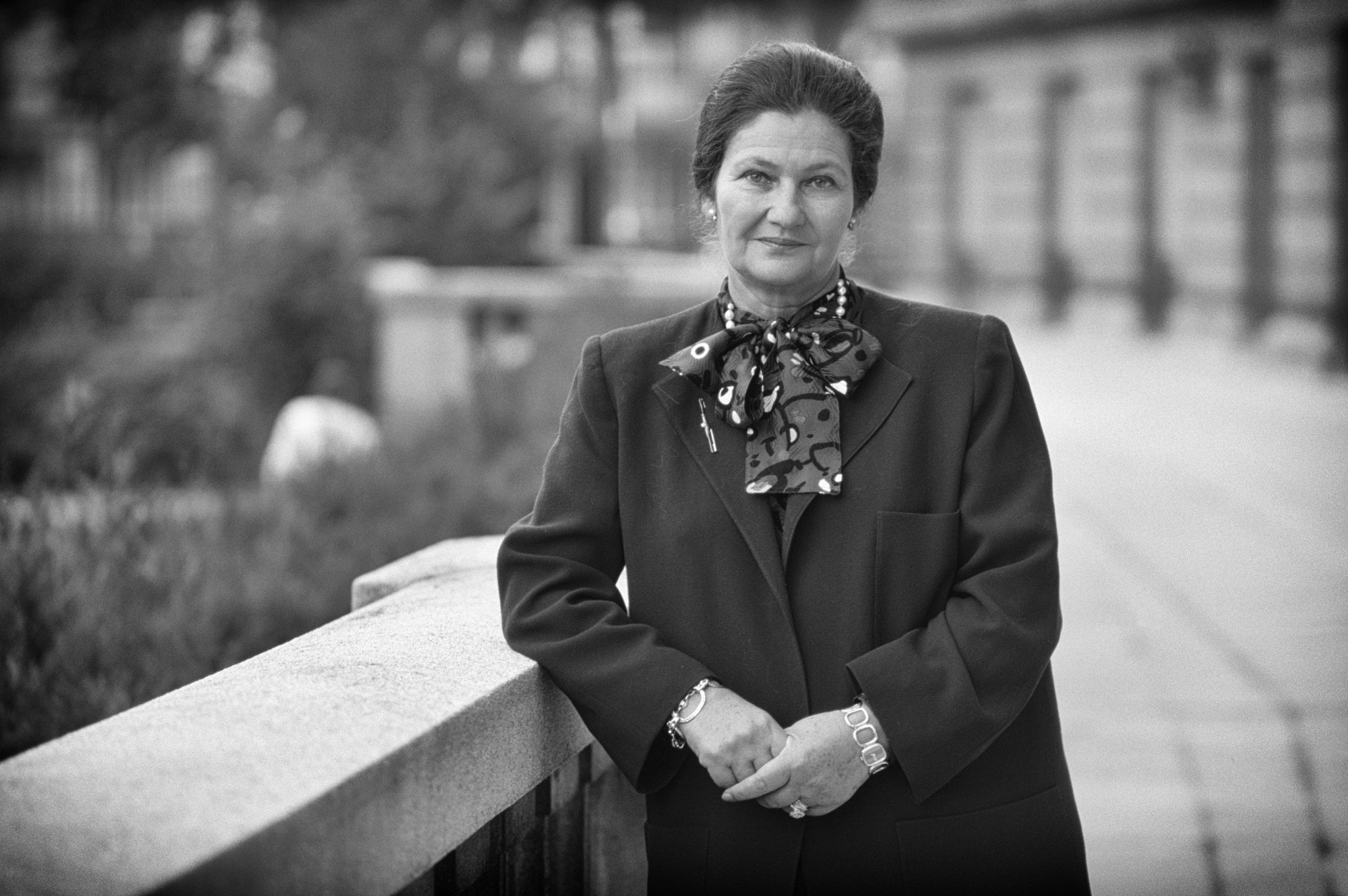 Deces De Simone Veil Les Vibrants Hommages Des Stars