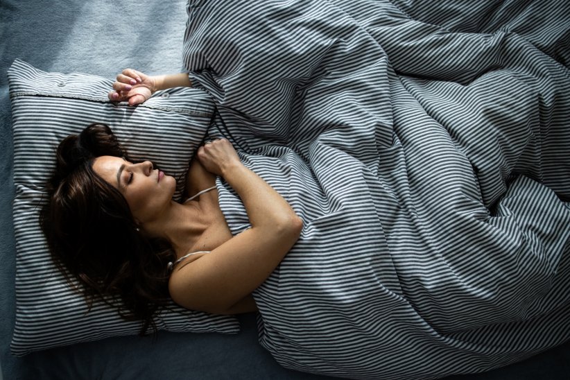 La mélatonine aide à bien dormir et à lutter contre l'insomnie.