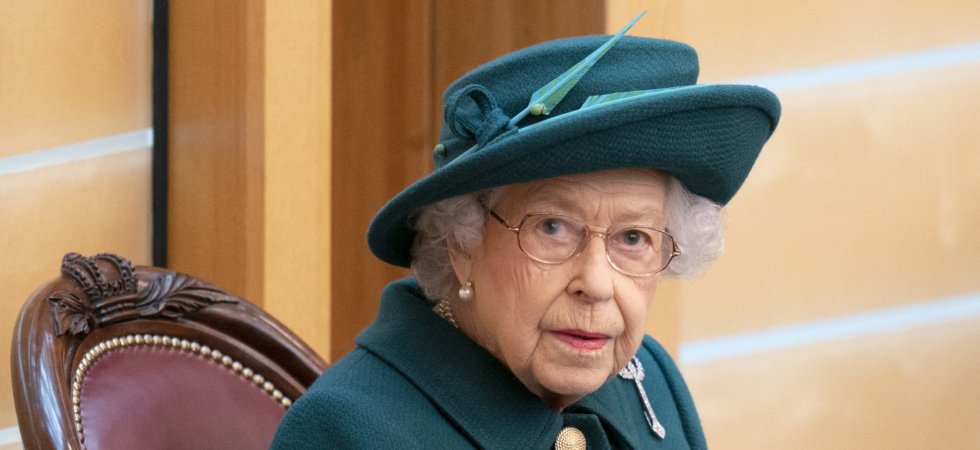Elizabeth II : l'incroyable hauteur de son sapin de Noël dévoilée