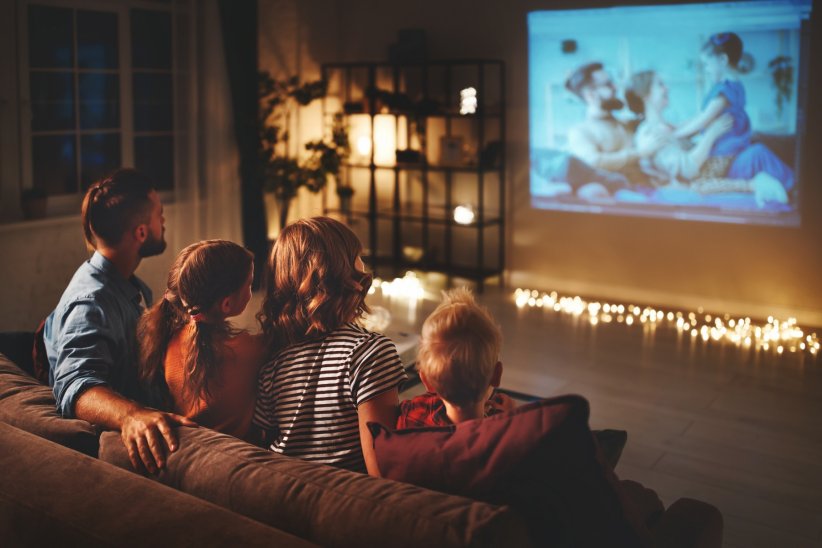 Redécouvrez vos plus beaux souvenirs en famille après avoir numérisé les films de votre enfance.