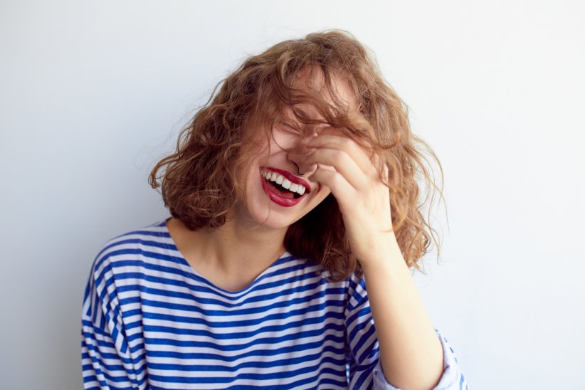 Un bon fou-rire permet de se détendre, de se déstresser. Le rire a de nombreuses vertus. A consommer sans modération !