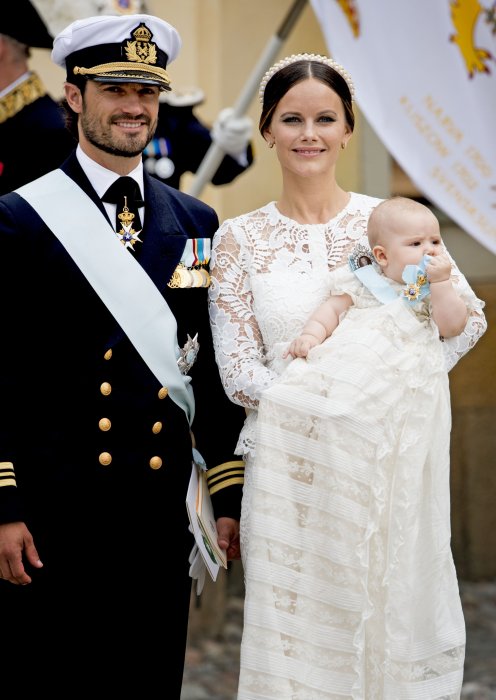 Le prince Carl Philip et la princesse Sofia de Suède lors du baptême de leur fils, le prince Alexander de Suède à Stockholm, le 9 septembre 2016.