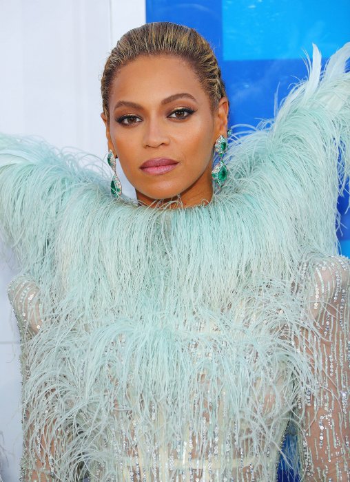 Beyoncé, Vierge et fière de l'être