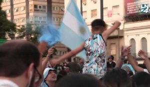 Les supporters argentins se préparent pour la finale de la Coupe du Monde