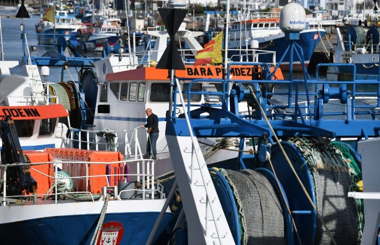 Réunis pour leurs assises annuelles à Lorient, dans le Morbihan, les pêcheurs français sont inquièts pour l'avenir de leur secteur