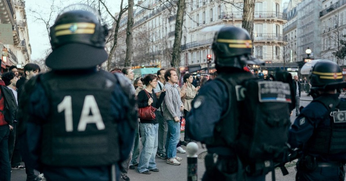 Le gouvernement s'inquiète du vent de révolte qui souffle sur l'opinion et la France "qui paie" : Actualités - Orange