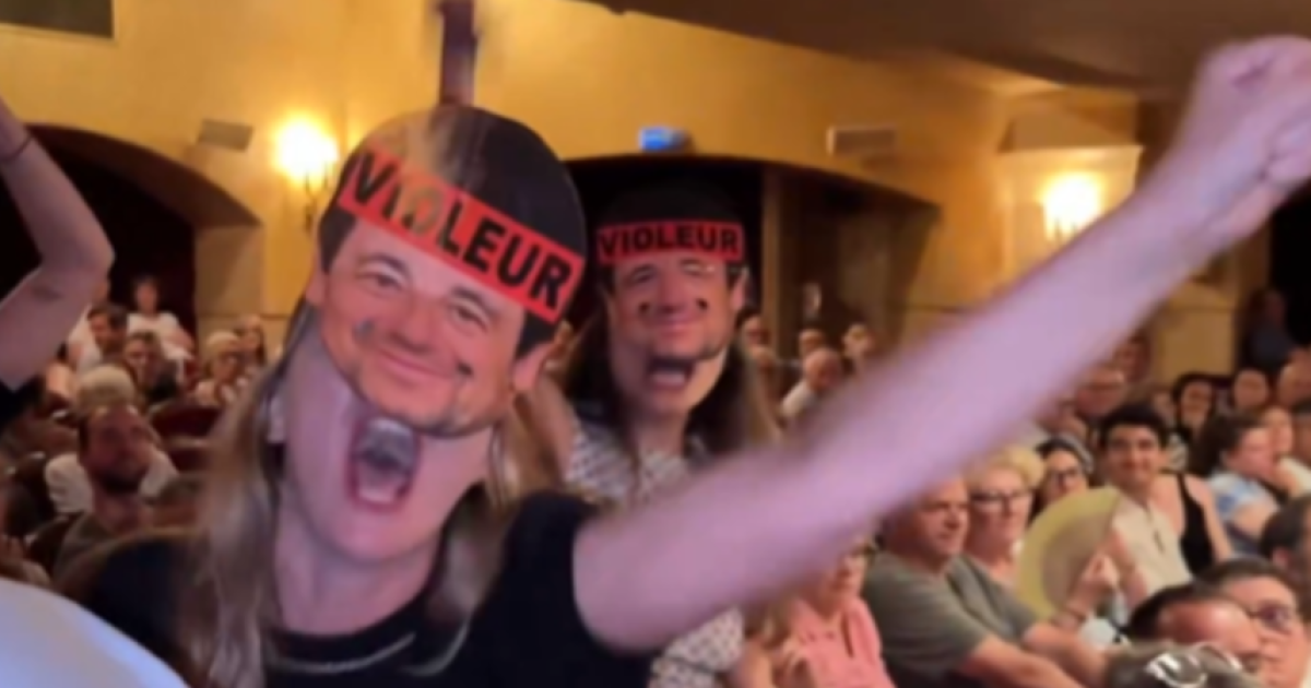 Patrick Bruel : des militantes féministes interrompent une pièce de théâtre  dans laquelle joue le chanteur : Actualités - Orange