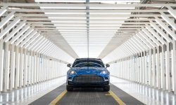 Production lancée pour l'Aston Martin DBX707