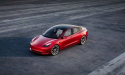 Tesla rappelle 362 000 voitures pour défaut du logiciel de conduite autonome