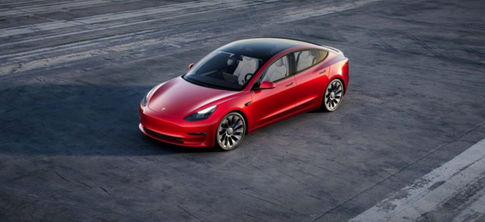 Tesla rappelle 362 000 voitures pour défaut du logiciel de conduite autonome