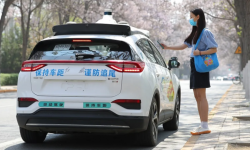 La Chine déploie des « robots-taxis » autonomes 