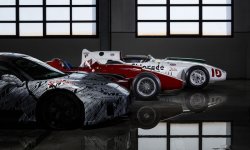 Maserati rend hommage à Stirling Moss avec la MC20