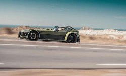 Donkervoort D8 GTO-JD70 Bare Naked Carbon Edition