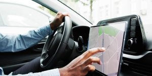 Rivian : une mise à jour avec les alertes Waze arrive à bord 