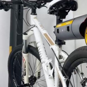 CES 2026 : Livall dévoile une technologie qui « voit » les dangers pour les cyclistes 