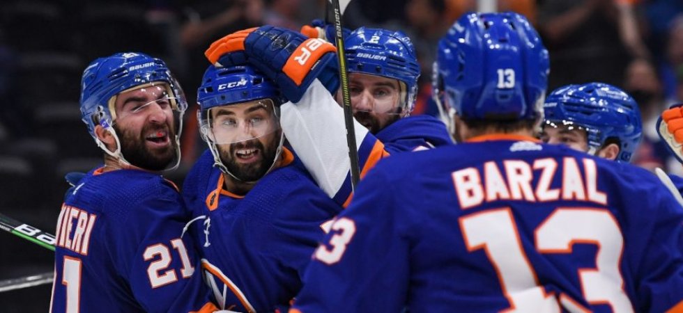Hockey sur glace - NHL (play-offs) : Tampa Bay prend le large, New York égalise