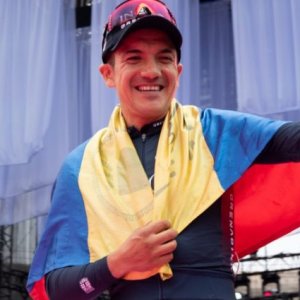 Carapaz chez EF Education-Easy Post, van Baarle et Kelderman rejoignent Jumbo-Visma