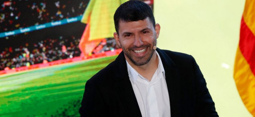 Agüero sort du silence