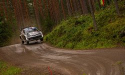 Rallye - WRC - Finlande : Ogier mis sous pression par Evans 